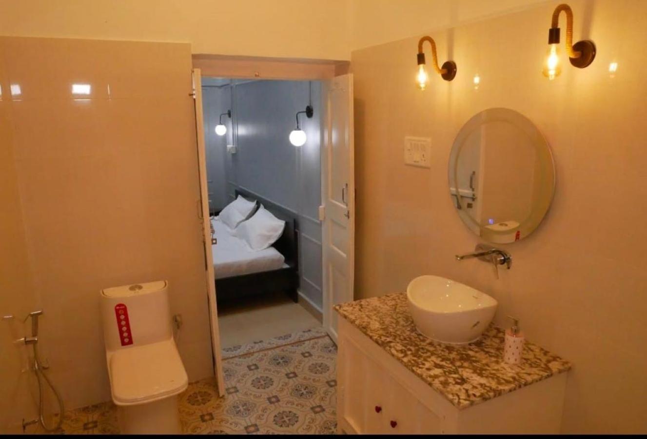 Janki Kunj Varanasi- 3 Room Home Exteriör bild