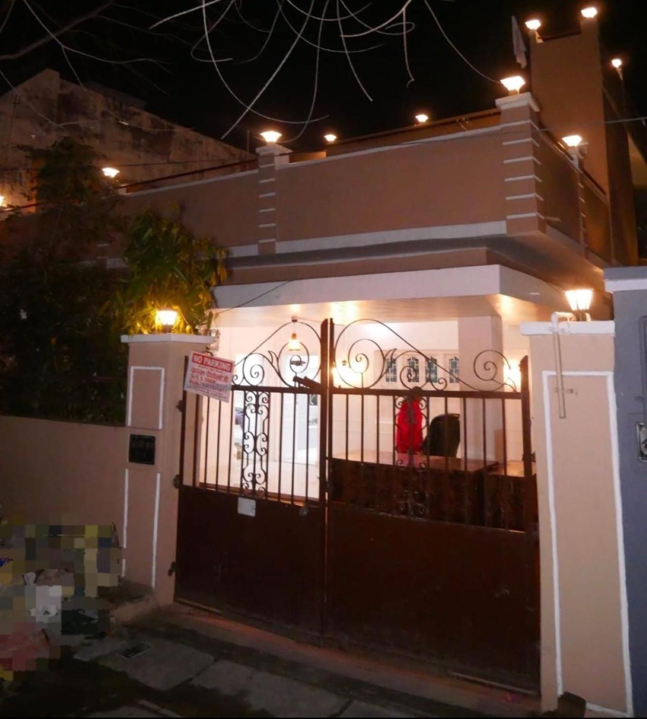 Janki Kunj Varanasi- 3 Room Home Exteriör bild